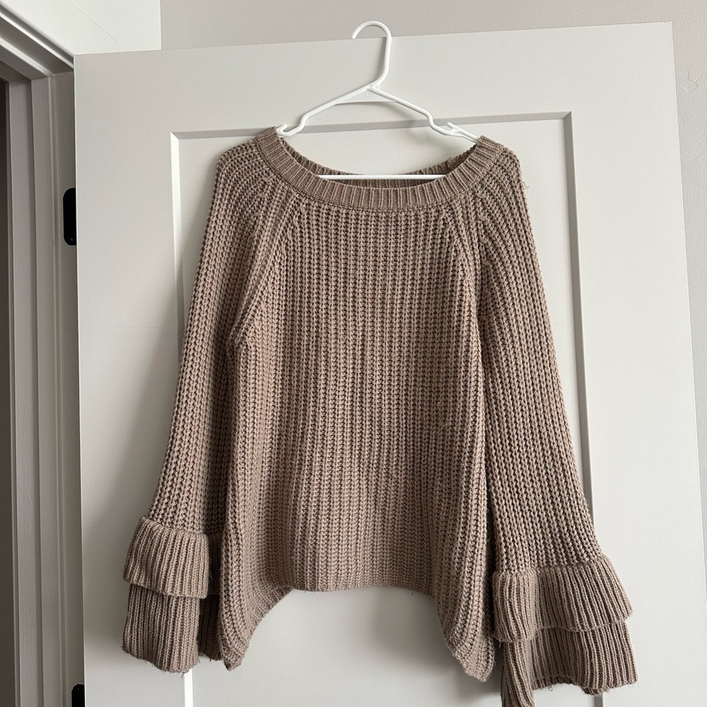Women's Tan Sweater